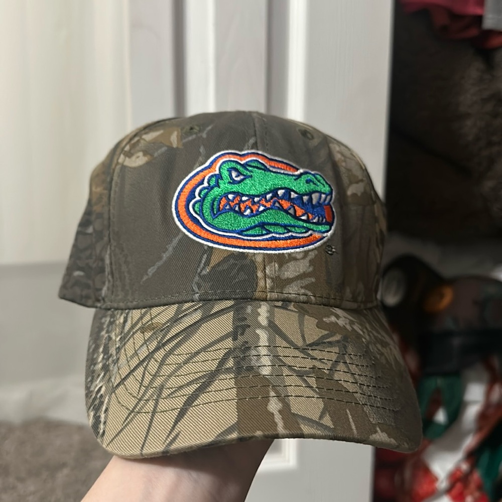 CAMO GATORS HAT